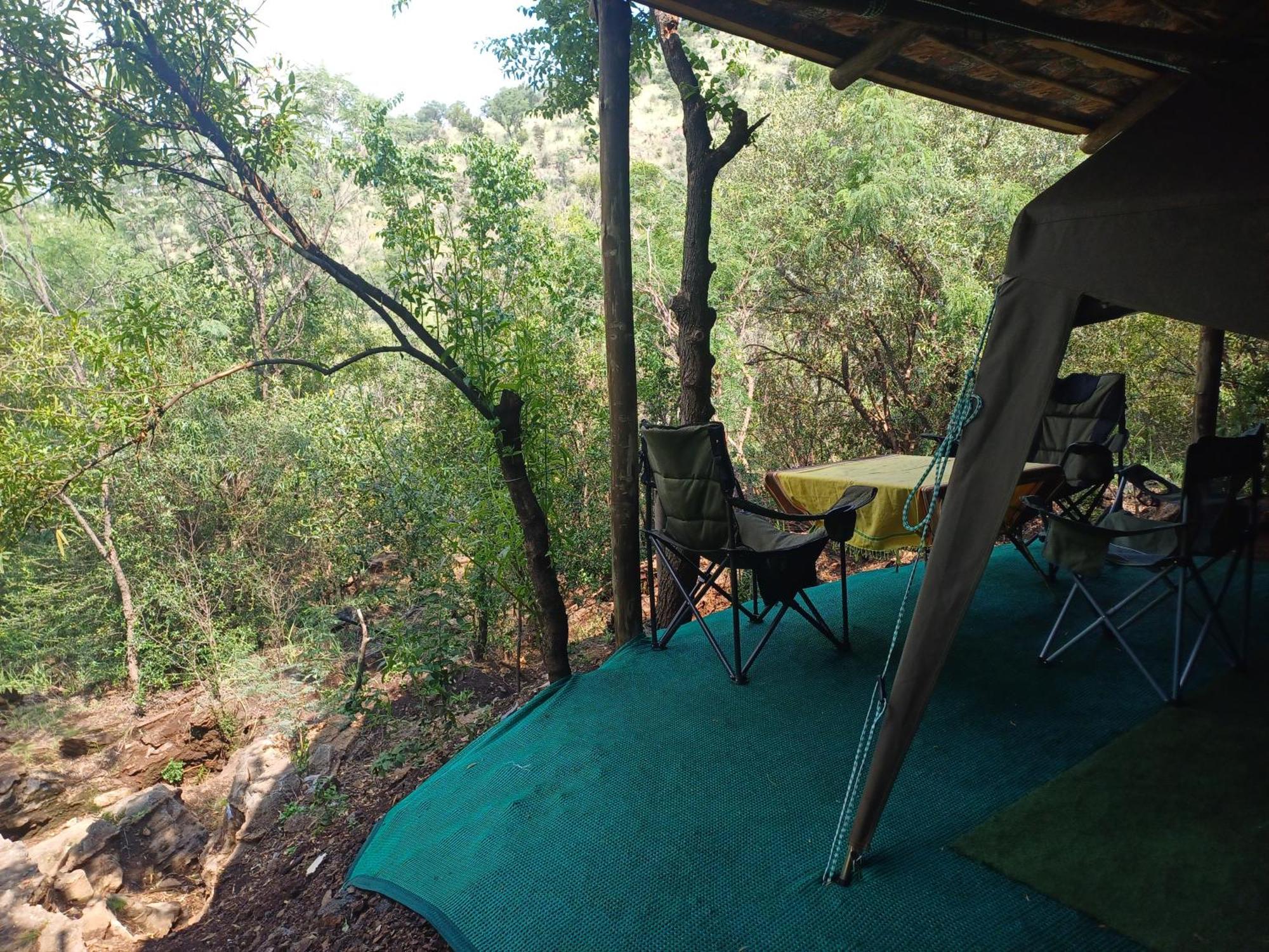 Adorable Unique Guest House - African Bush Feel Kalkheuvel Buitenkant foto